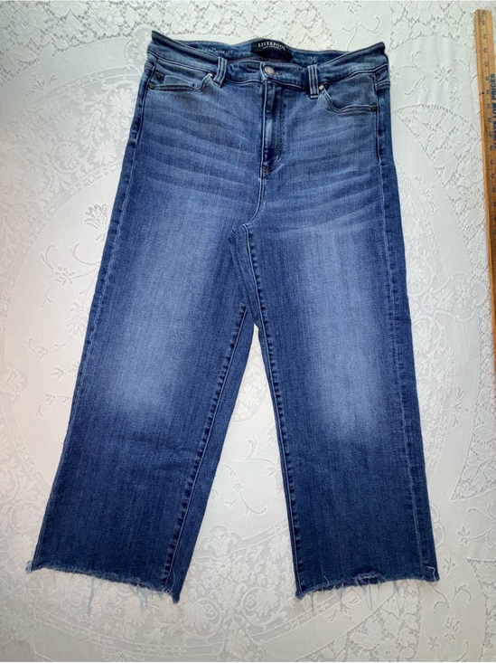 Liverpool Denim - Liverpool woman’s high-rise Wide-Leg raw hem cropped Jeans in Dark‎ Blue 12/31